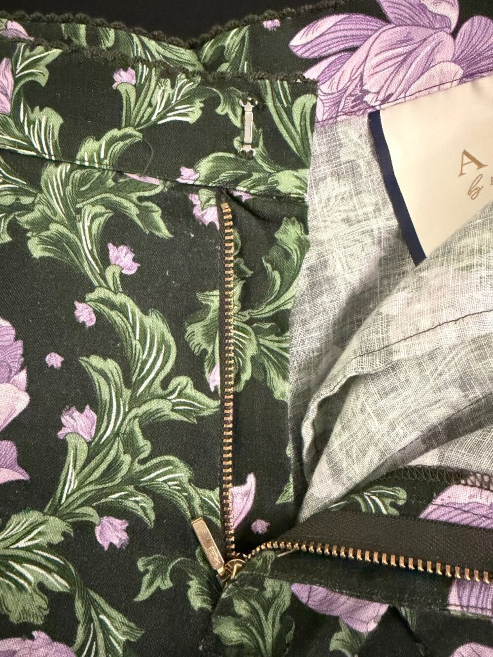 Agua by Agua Bendita S Toronjil Pleated Floral Linen Shorts - Picture 11 of 14